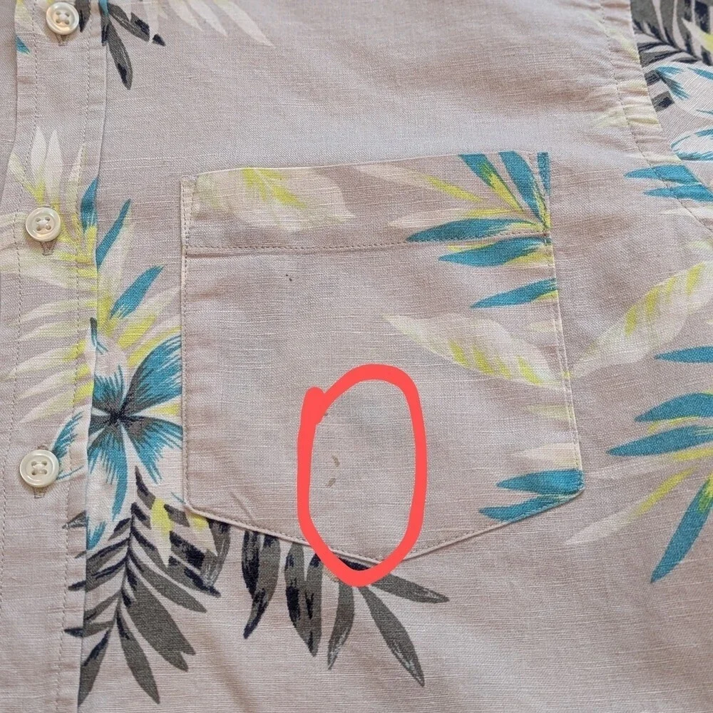 Banana Republic Adult (Medium) Linen Hawaiian/Tropical/Beach Button-Down Shirt